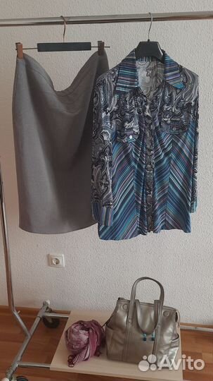 Пакет женской одежды р.52/54 и аксессуаров