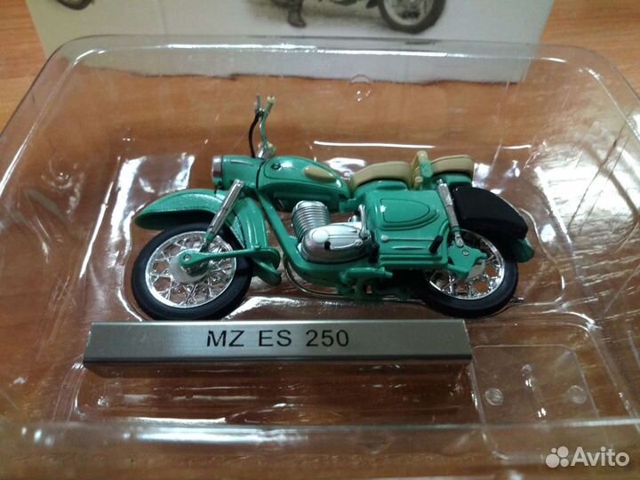 Мотоцикл модель коллекционная atlas 1:24