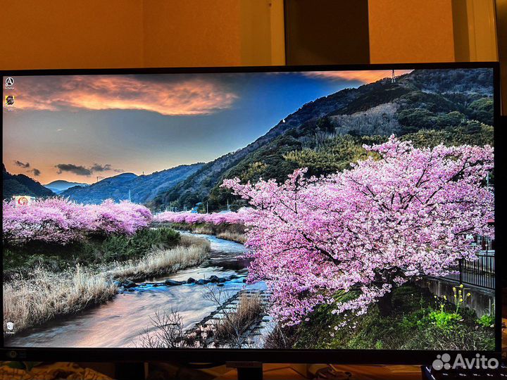 Монитор Samsung 27 4k