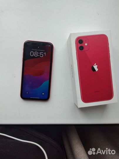 iPhone 11, 64 ГБ