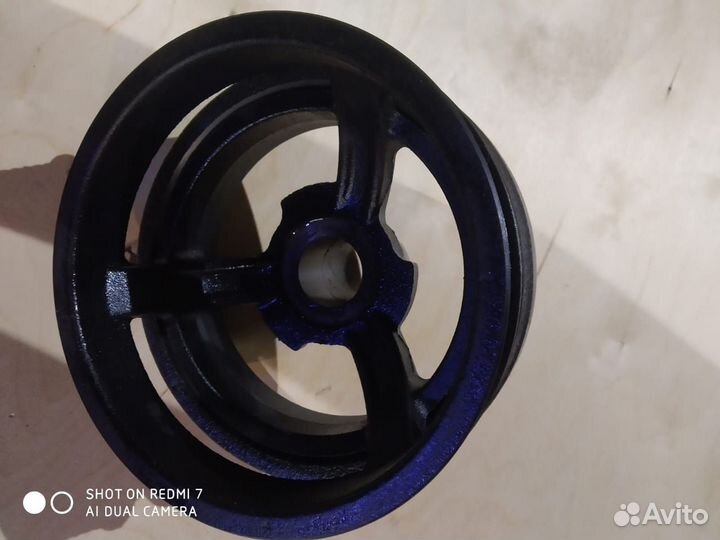 Шкив коленвала на Jeep WJ 4.7 л