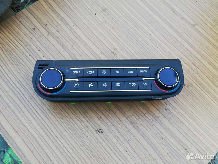 Блок климат контроля Киа Сид 3 CD