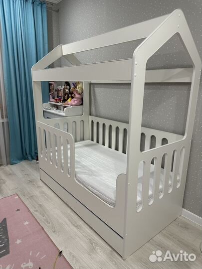 Кровать домик 160*80