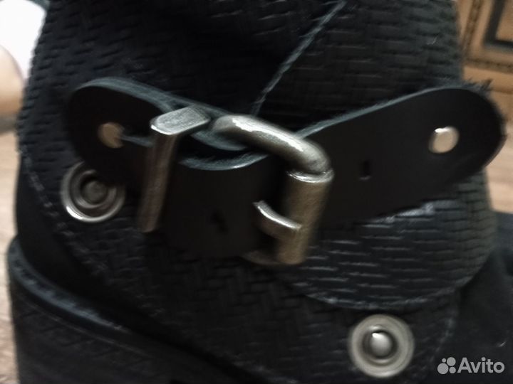 Ботинки женские