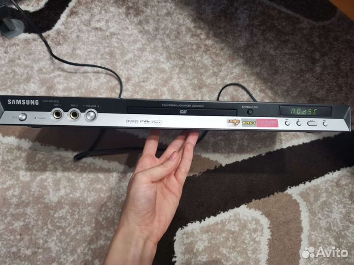 DVD-плеер Samsung DVD-P475KD