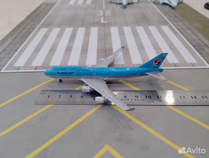 Самолёт Boeing 747 