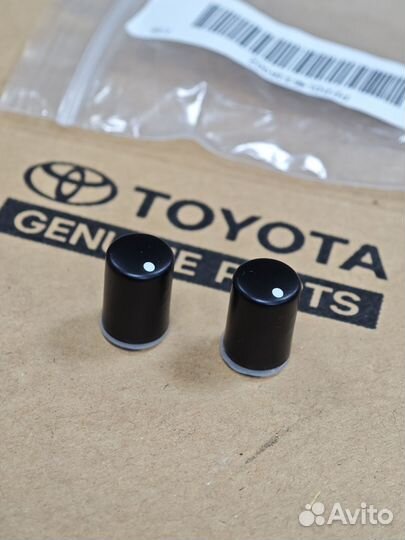 Кнопка обогрева сидений Land Cruiser 200