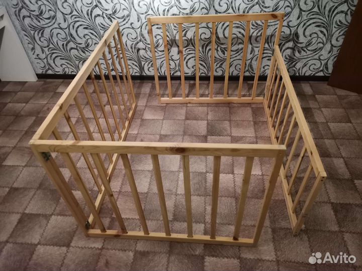Детский деревянный манеж