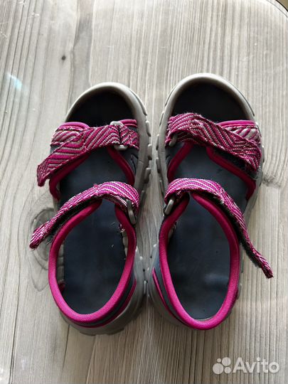Босоножки для девочки