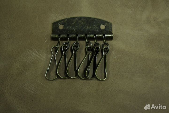 Основа для ключниц 4 и 6 карабинов