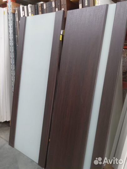 Двери межкомнатные темные