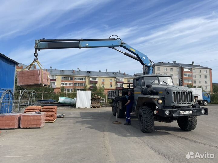 Аренда и услуги манипулятора-вездехода, стрела 6 т, 9 м, борт 8 т, 5.5 м
