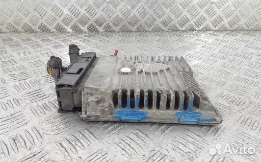 Блок управления двс skoda rapid (NKR02PC01)