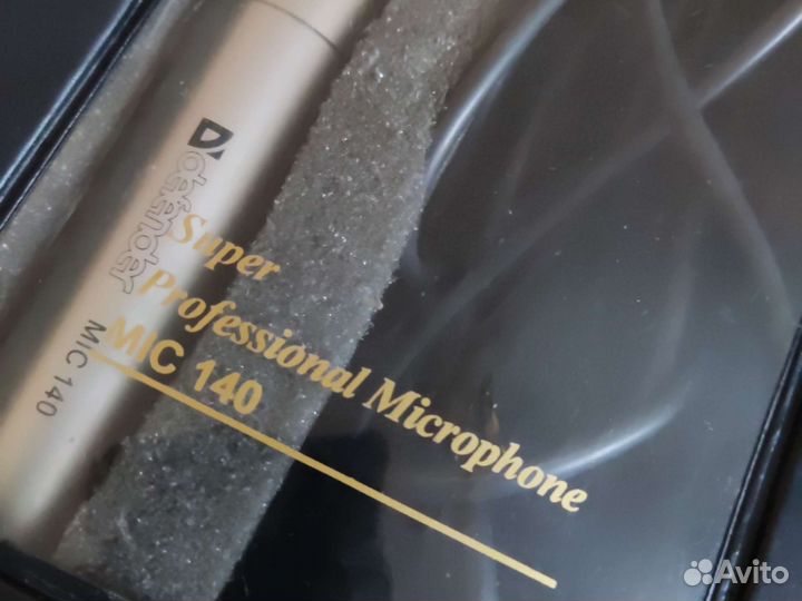 Микрофон проводной новый