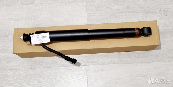 Задний амортизатор Toyota Prado 150