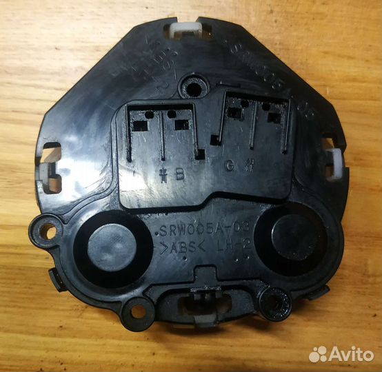 Привод L регулировки зеркала Mitsubishi Pajero 4