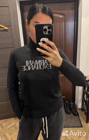 Новый свитер Armani Exchance женский,оригинал