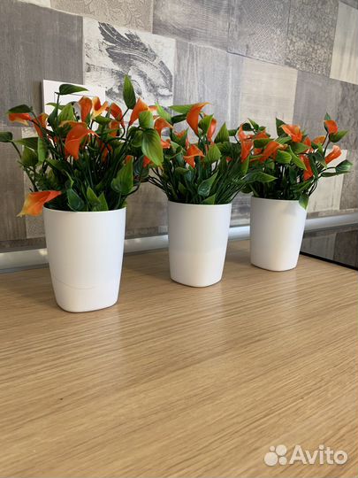 Цветы декоративные искусственные в кашпо