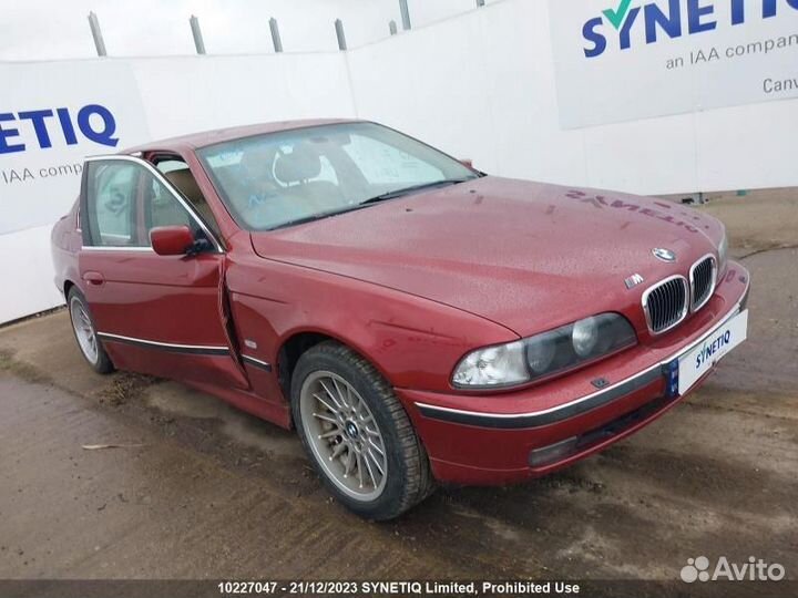 BMW E39 528I 1998 из Англии поступила в разбор