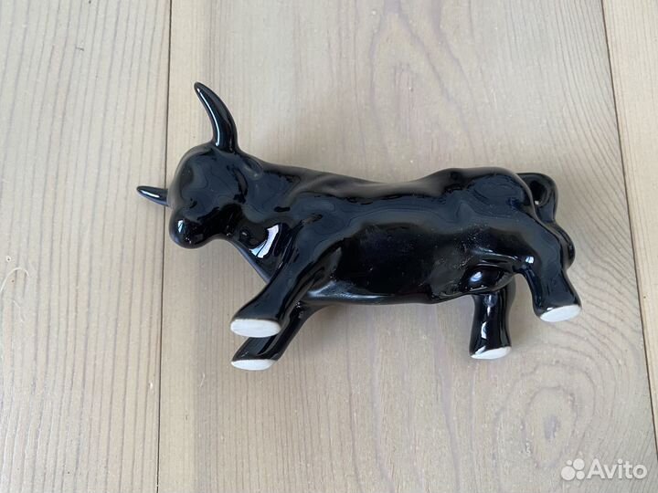 Фарфоровые статуэтки, аромолампа