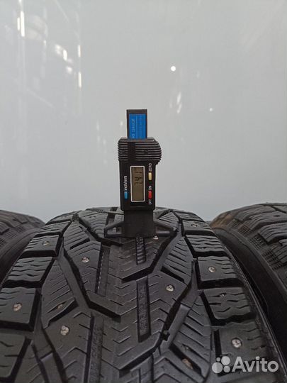 Tigar SUV Ice 215/65 R16