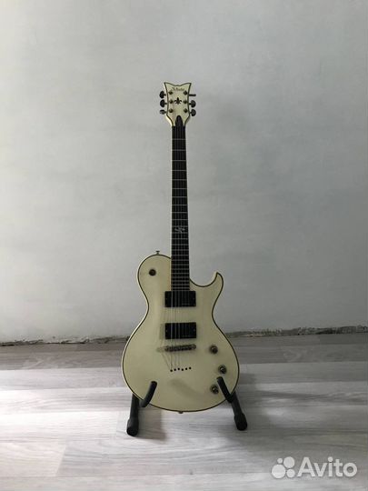 Электрогитара б/у