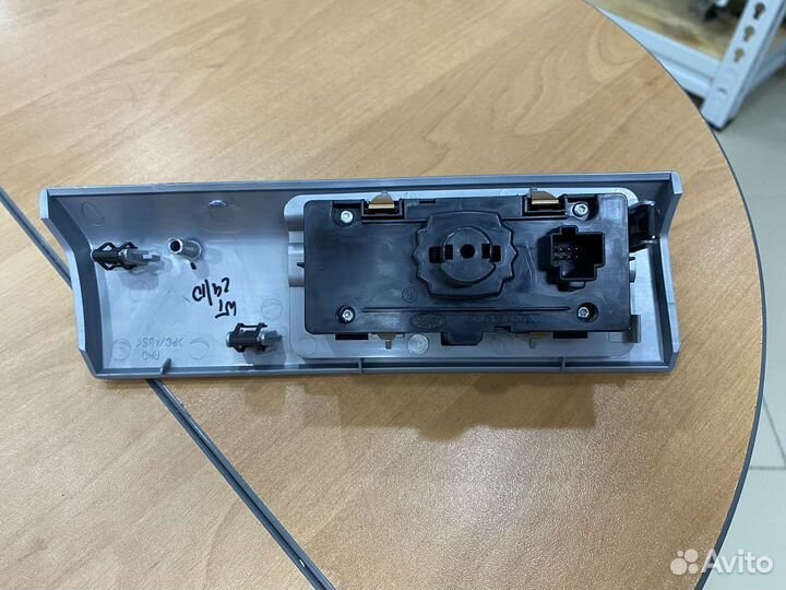 Блок подрулевых переключателей Freelander 2