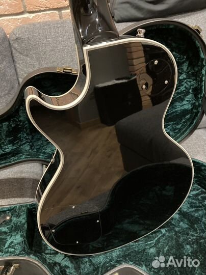 Электрогитара Burny Les Paul RLC60JS в кейсе