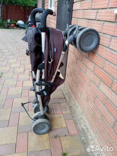 Прогулочная коляска chicco