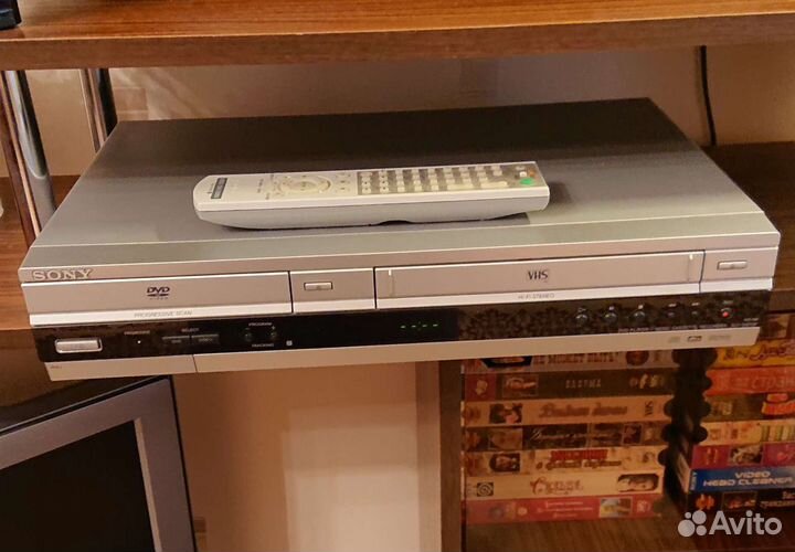 Комбо Sony DVD + VHS (SLV-D970P R) - 2 шт
