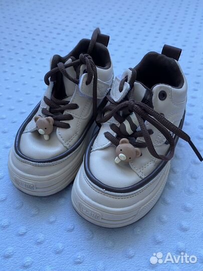 Осенние ботинки на мальчика/девочку новые 4 года