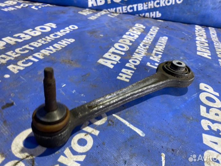 Задний рычаг подвески Bmw E65 седан 2003