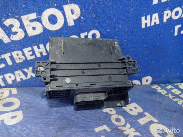 Блок комфорта Audi A6C6 седан 2005