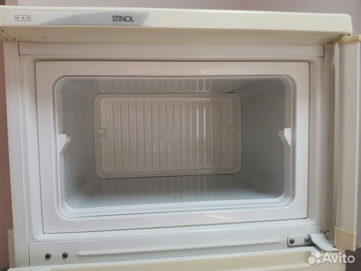 Холодильник stinol