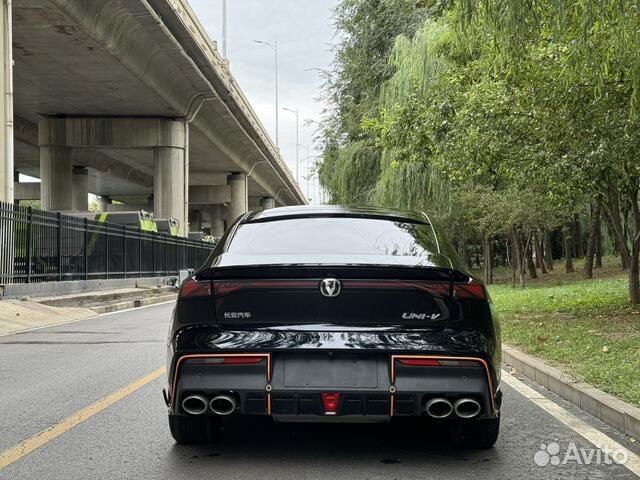 Changan UNI-V 1.5 AMT, 2022, 38 000 км