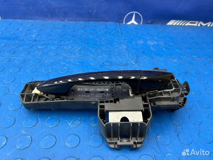 Ручка двери Keyless задняя левая Mercedes C200 204