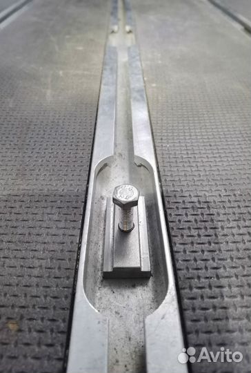 Пол алюминиевый на Ford Custom