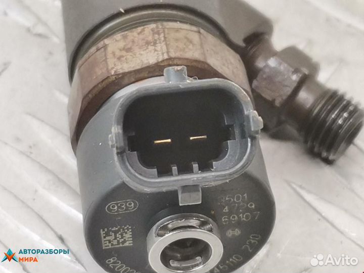 Форсунка Renault Laguna 2 2003 8200389369