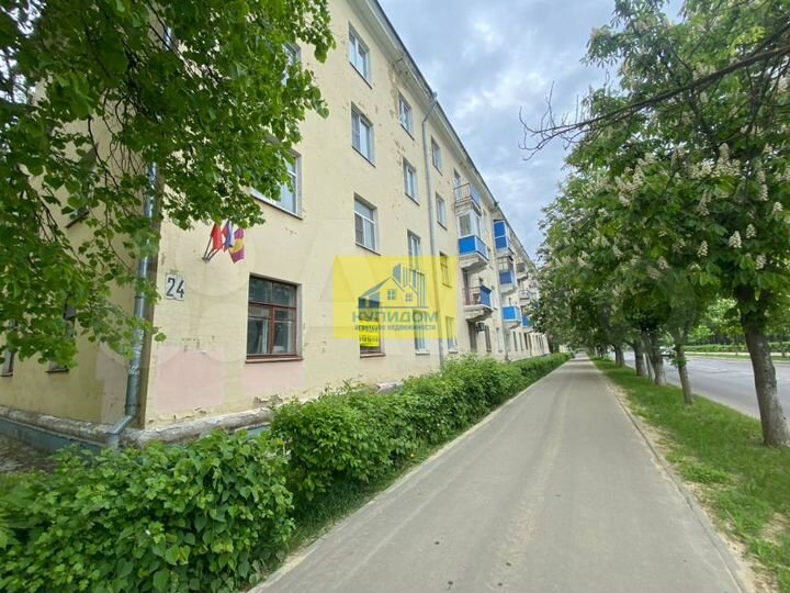 3-к. квартира, 74 м², 1/4 эт.