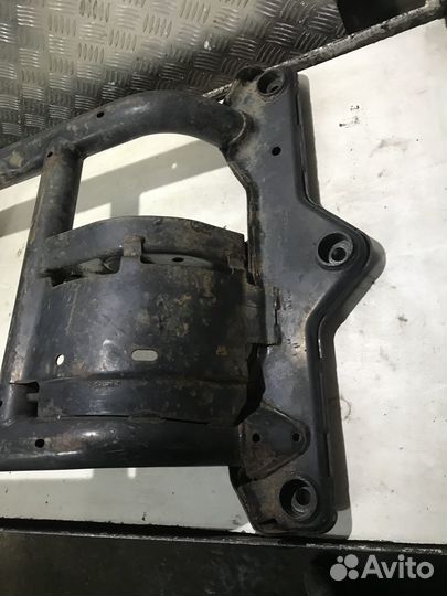 Балка АКПП Land Rover Range Rover 3