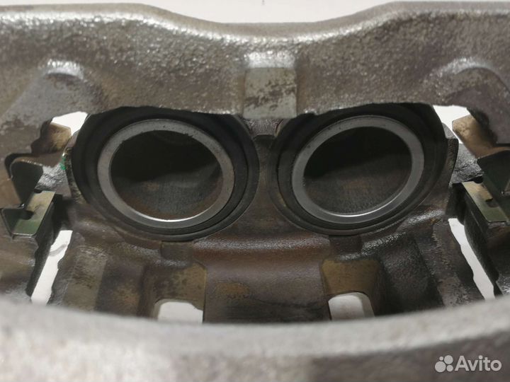 Тормозные суппорта передние Mazda Cx-7