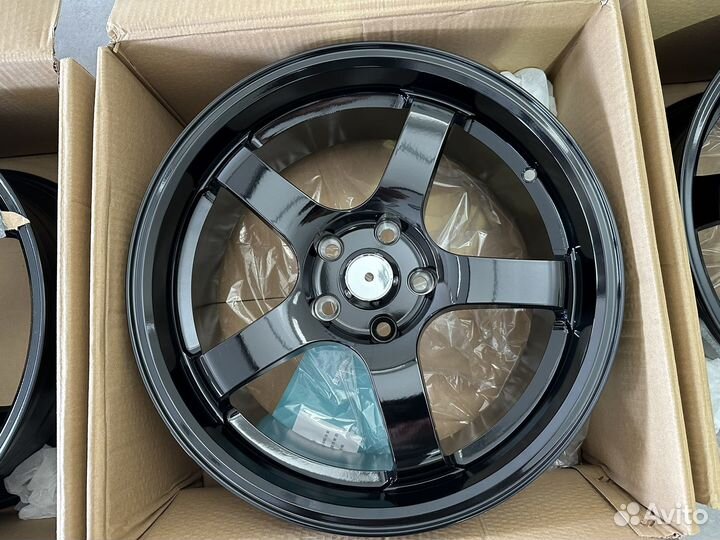 Литые диски r17 5x108 7,5 black