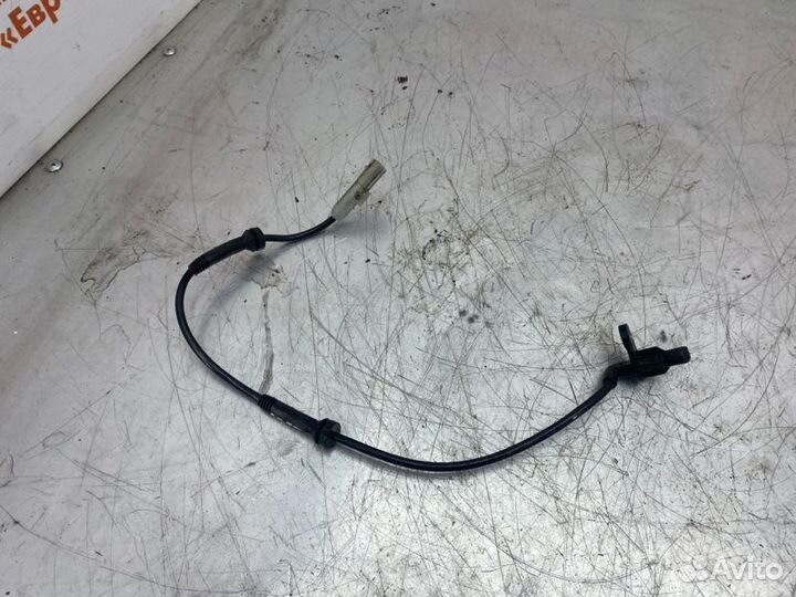 Датчик ABS задний правый Renault Logan 2 седан 1.6