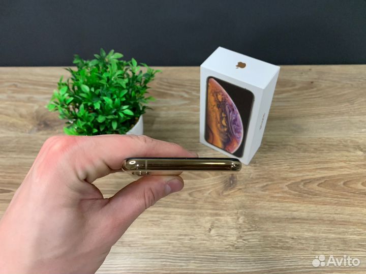 iPhone Xs, 64 ГБ