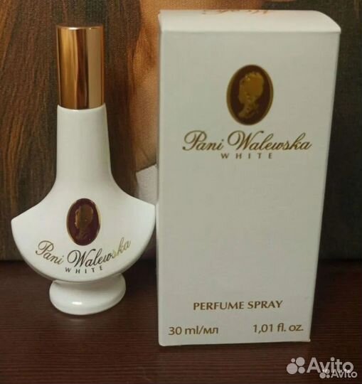 Pani Walewska Classic; Gold; Chic; Charme; Noir