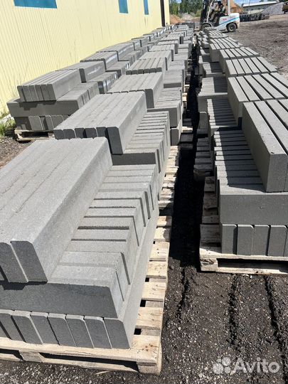 Бордюр тротуарный поребрик