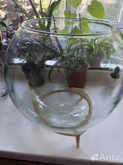 Аквариум круглый 20л с подставкой