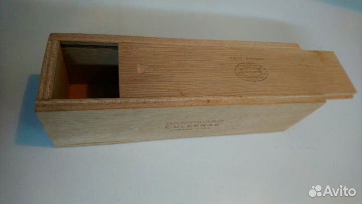 Коробка из под сигар Partagas Culebras