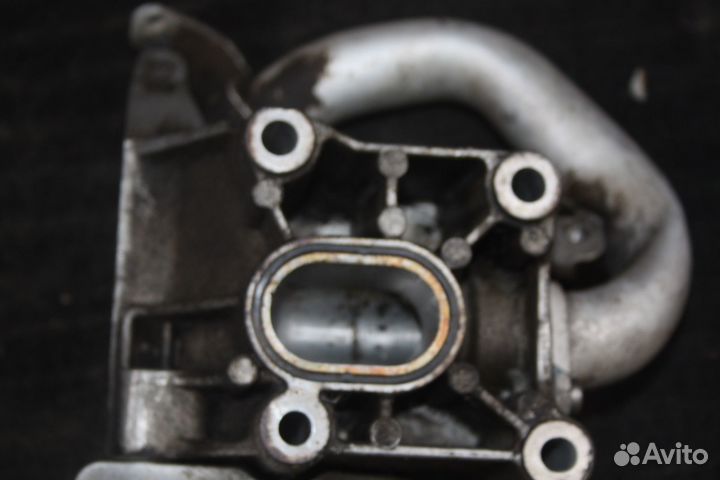 Кронштейн компрессора VW Touareg 2010-2018