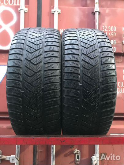 Pirelli Winter Sottozero 3 235/50 R18 94E